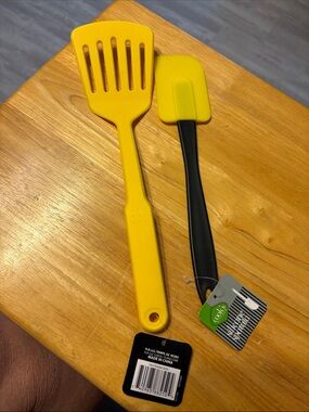 Yellow Silicone Slotted Turner and Spatula Set - Kitchen Utensils